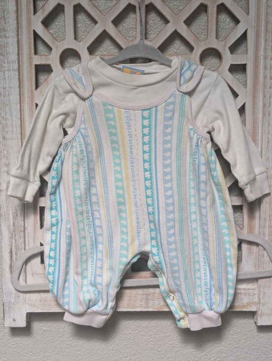 baby sprockets Other - Vintage Baby Sprockets 2 piece overalls outfit unisex 3-6 mos alphabet pastel
